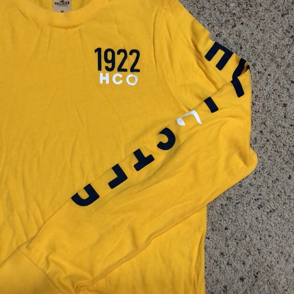 Hollister, Medium, gold with navy letters - Picture 3 of 3